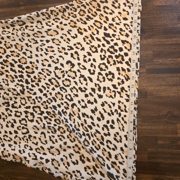 Theory Slip Skirt Women's Small Classic Leopard Print Midi Silk Feel N0105307 - Picture 5 of 10